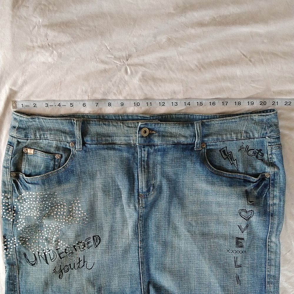 Z. Cavaeicci MiniĀ Undecided Youth Hot Love Cotton 18 Skirt - Picture 13 of 15
